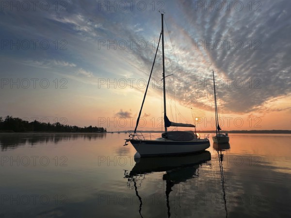 Evening atmosphere, sailing boats on Lake Starnberg, Bavaria, Germany, Europe