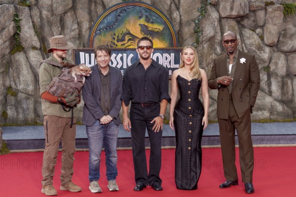 Director Gareth Edwards, Jonathan Bailey, Scarlett Johansson and Mahershala Ali at the German premiere of the adventure film Jurassic World, the rebirth at Berlin's Zoo Palast on 18 June 2025