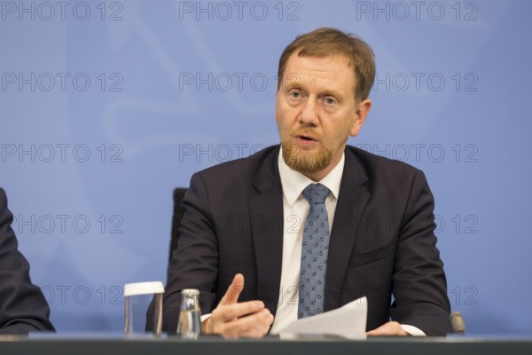 Michael Kretschmer (CDU, Minister-President of the Free State of Saxony) during a press conference after the consultation between Federal Chancellor Friedrich Merz and the heads of government of the federal states in the Federal Chancellery, Berlin, 18 June 2025