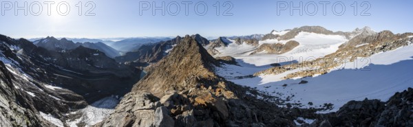 Panorama, rocky ridge, ascent to the Wilder Freiger, summit of the Becher with Becherhaus at the back, picturesque high mountain landscape, view of the Übeltalferner glacier and rocky mountain peaks, Stubai Alps, South Tyrol, Italy, Europe