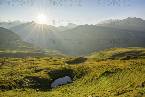 Sunrise in the Mountains at Hochalpenstraße, view from Fuscher Lacke, Pinzgau, Salzburg, Austria, Europe