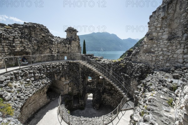 Bastione viewpoint, old Venetian fortress, Riva del Garda, Italy, Europe