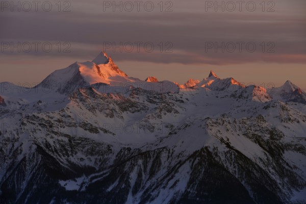 Alpenglow... Swiss Alps, view of the Weißhorn and Obergabelhorn, well-known four-thousand metre peaks, high striking mountains in the high Alps in the evening at sunset, Alps, Valais, Switzerland, Western Europe, Europe