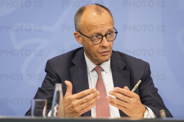 Federal Chancellor Merz (CDU, Federal Chancellor) during a press conference after the consultation between Federal Chancellor Friedrich Merz and the heads of government of the federal states in the Federal Chancellery, Berlin, 18 June 2025