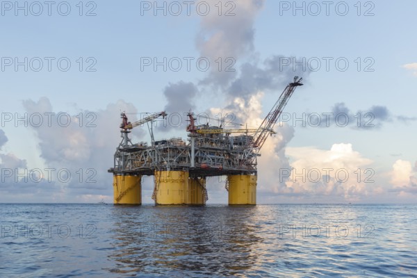 Offshore petroleum drilling rig in the Gulf of Mexico