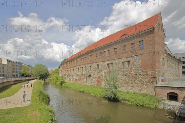 New Residence built in 1531 with bank of the millrace, pedestrian, photograph, Renaissance, Halle an der Saale, Saxony-Anhalt, Germany, Europe