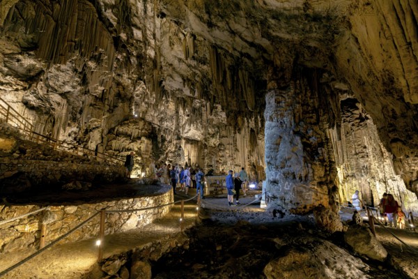 Melidoni Cave, Crete, Greece, 23 May 2025 < english> Melidoni Cave, Crete, Greece, May 23, 2025, Europe