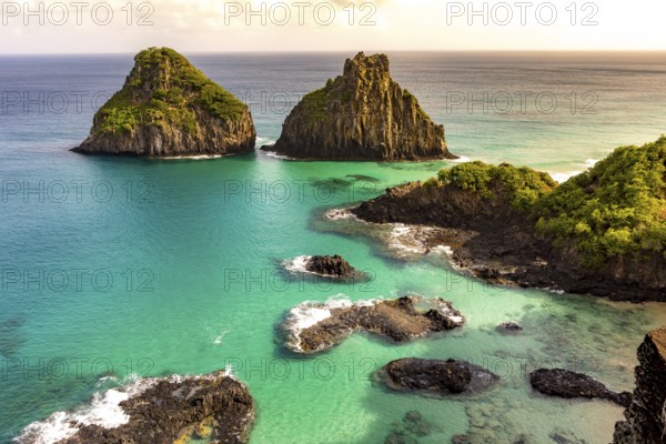 Fernando de Noronha, Brasil. Turquoise water around the Two Brothers rocks, UNESCO World Heritage Site, Brazil, South America