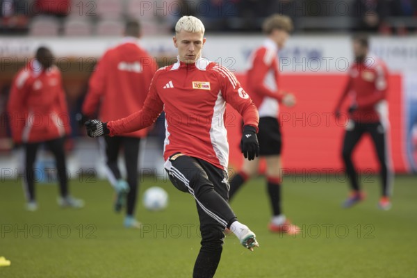 Football match, Tim SKARKE 1.FC Union Berlin warming up in front of the game, Voith-Arena, Heidenheim, Germany, Europe