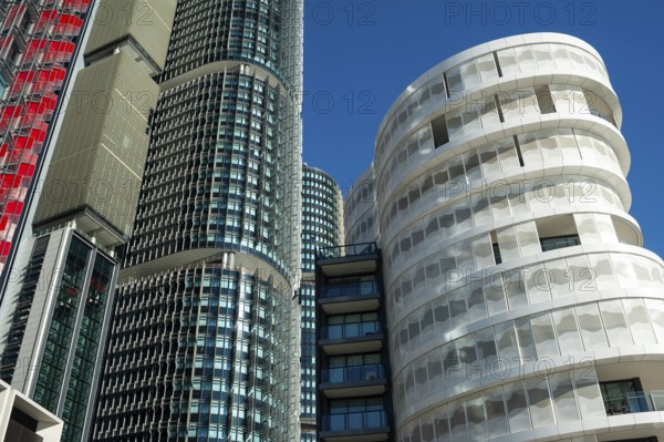 16 Sep 2018, Sydney, New South Wales, Australia, A view of modern residential buildings at Anadara Residence, office towers and restaurants along the pedestrianised Wulugul Walk in Barangaroo South. The buildings are located on the banks of Darling Harbour with the International Towers towering in the background, Oceania