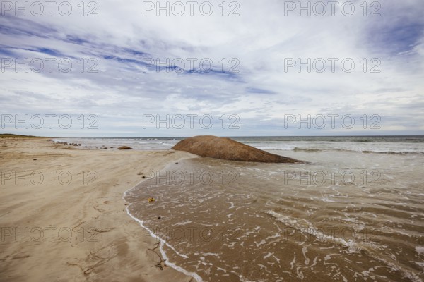 ROBE AUSTRALIA, April 11 2023: The iconic Granites rock formation on the Limestone Coast, near Kingston SE, South Australia, Australia, Oceania