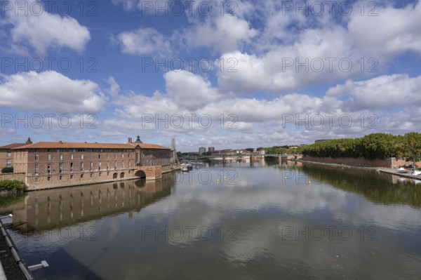 Garonne River, Port Viguerie, Toulouse, Haute-Garonne, French Republic