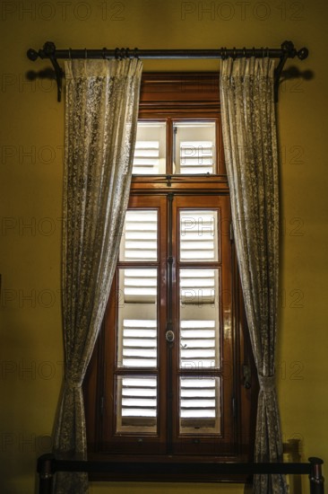 The window of the mansion. Shooting Location: Tokyo metropolitan area