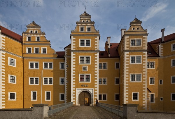 Annaburg, residence and hunting lodge, later widow's seat 1572-78 by Christoph Tendler Three-winged complex