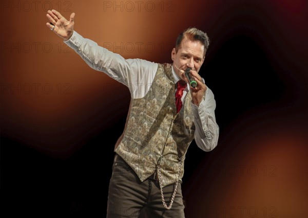 Bela B Felsenheimer aka Bela B from "die Ärzte" at a performance of Sartana, Still warm and already sand on it