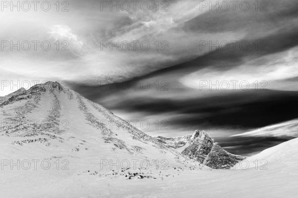 The mountain Vaktposten in the valley Unna Reaiddávággi, Kebnekaisefjaell, Norrbotten, Lapland, Sweden, March 2013, Europe
