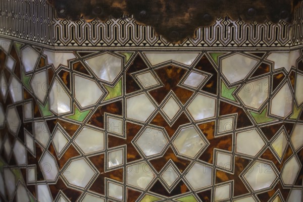 Mother of Pearl inlays art example