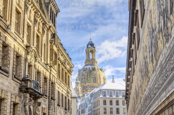 The Procession of Princes and the Church of our Lady in the old town of Dresden