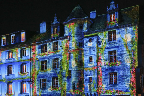 Projections on the façade of the Maison de la Duchesse Anne, light show at the turn of the year in the old town centre of Landerneau, Finistere Penn-ar-Bed department, Bretagne Breizh region, France, Europe