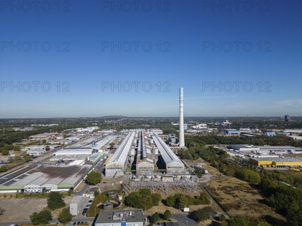German company Trimet Aluminium SE produces primary aluminum (primary smelted aluminum) in its main manufacturing facility in Essen, North Rhine-Westphalia. This site produces 165, 000 metric tons of primary aluminium and 285, 000 metric tons of cast products annually, it also recycles 100, 000 metric tons of scrap aluminium. The manufacturing site consumes as much electricity as the entire city of Essen (580, 000 residents)