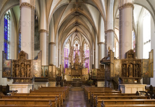 View to the east with altars, St., Sankt, Saint