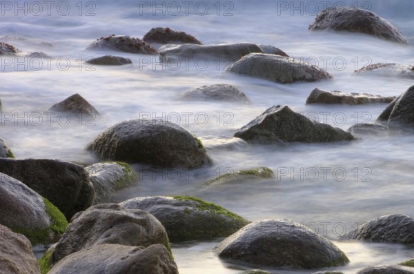 Rocks in the surf, rocks in surf 02