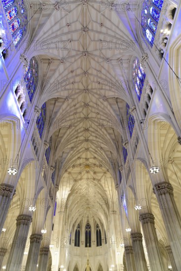 Saint Patrick's Old Cathedral or Old St. Patrick's, Lower Manhattan, High, Gothic vaulted ceiling with ornate details and stained glass windows, Manhattan, New York, USA, North America