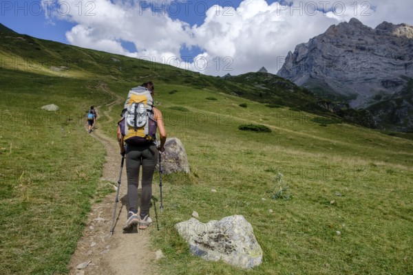 Ascent to Espuguettes refuge, Pyrenees National Park, Hautes-Pyrenees, France, Europe