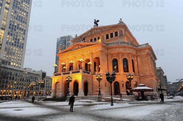 Old Opera House in winter, Opernplatz, Frankfurt am Main, Hesse, Germany, Europe