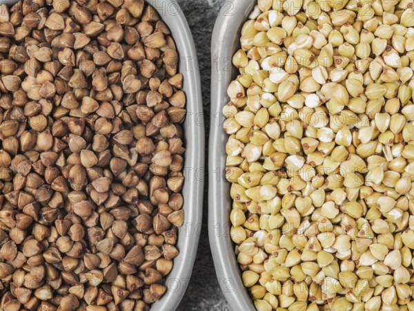 Raw green and roasted brown buckwheat