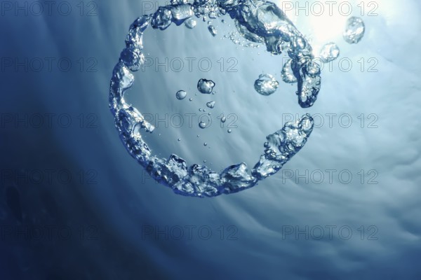 Bubble Ring Underwater ascends towards the Sun