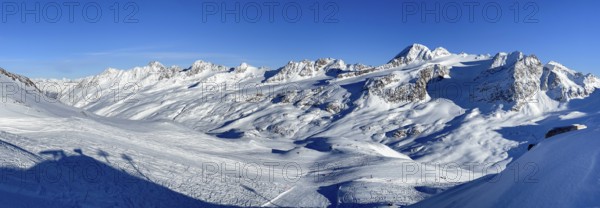 Finailköpfe, Ötztal Alps, Schnalstal glacier lifts, Kurzras, Schnalstal Valley, South Tyrol, Italy, Europe