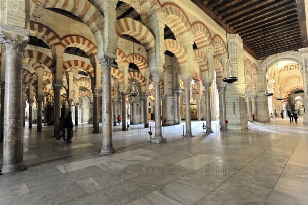La Mezquita, Mosque, Cathedral of Cordoba, Cordoba, Andalusia, Spain, Europe, Interior with arches and columns, traditional architecture and play of light, Europe