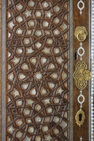 Ottoman art example of Mother of Pearl inlays