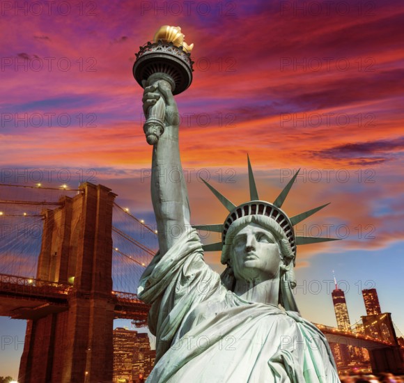 Liberty Statue and Brooklyn bridge New York American Symbols USA photomount