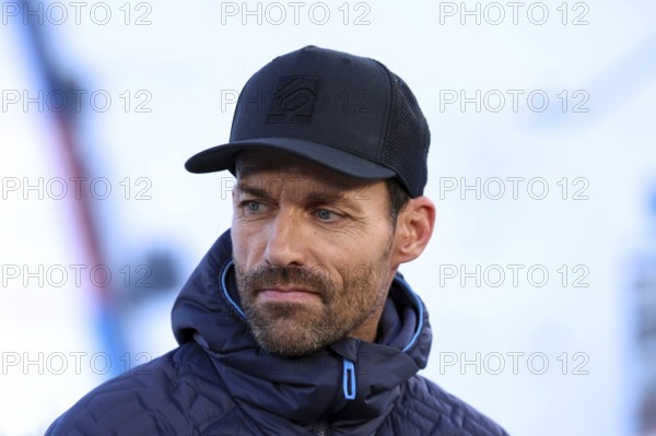 Sven Hannawald (ex-ski jumper, TV expert ARD, ski jumping expert, four-time tour winner, 2002) at the qualification for the New Year's ski jumping of the 73rd Four Hills Tournament in Garmisch-Partenkirchen, Garmisch-Partenkirchen, Germany / Germany