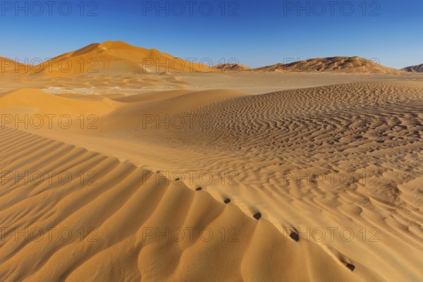 Rub al-Shali, the largest desert on earth in Oman, Rub al-Chali, Empty Quarter nea, Salalah, Dhofar Governorate, Oman, Asia