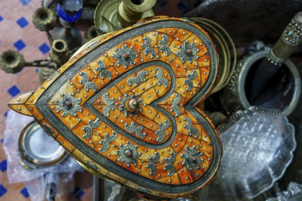 Heart shaped chest, Talaa Kebira, Fès el-Bali, Fez, morocco
