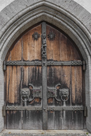 Main gate with iron fittings, Maria-Himmelfahrt church, Bad Wiessee, Upper Bavaria, Bavaria, Germany, Europe