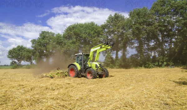 Tedder (machine)