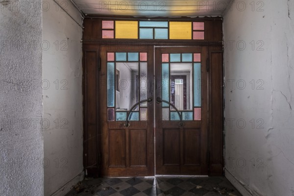 The swing door in the former Brunner staff house, which has since been demolished, Honau, Lucerne, Switzerland, Europe