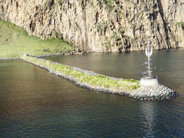 Breakwater in front of the harbour entrance, Heimaey, Westman Islands, Suðurland or South Iceland, Iceland, Europe