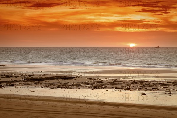 An image of a beautiful sunset at Broome Australia