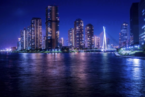 Image of skyscrapers of Chuo-ku, Tokyo. Shooting Location: Tokyo metropolitan area