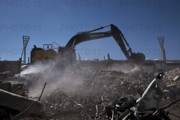 Germany, Berlin, 04.04.2025, Demolition Cantian Stadium, excavator, Europe