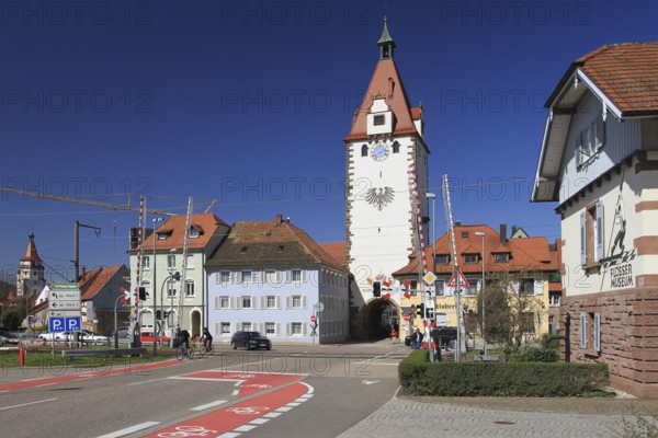 Railway crossing at the Kinzigtorturm in front of the old town Gengenbach, Ortenaukreis, Baden-Württemberg, Germany, Europe
