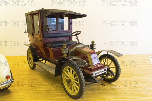 Moscow, Russia, November 10, 2018: Renault AG1 car (known as Taxi de la Marne) (made in) at the exhibition of old and rare cars, Europe