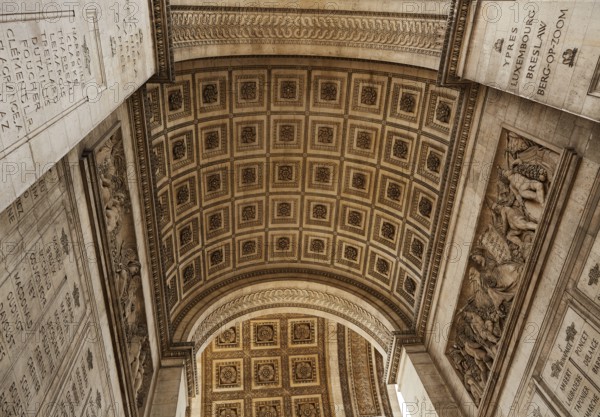 Arc de Triomphe in Paris Arch of Triumph at France