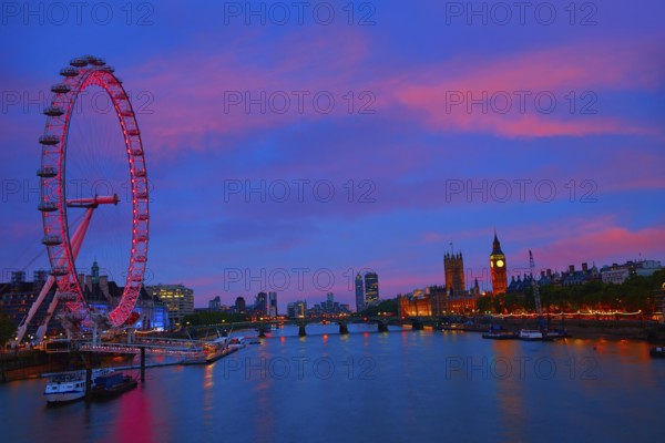 London sunset skyline Bigben and Thames river