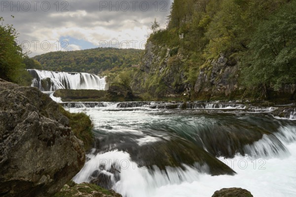 Štrbacki Buk, waterfall in the River Una, the Una is the border between Bosnia and Herzegovina and Croatia, Una National Park, Bosnia and Herzegovina, Europe